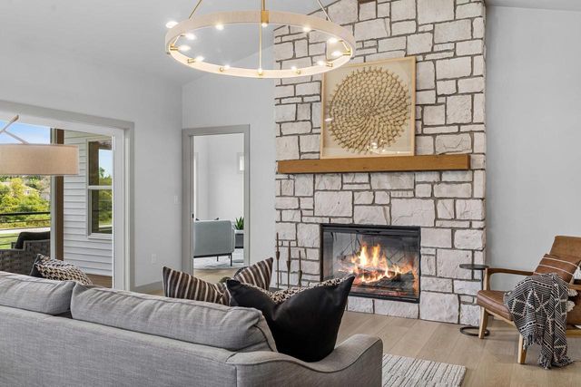 541 SECURITY BOULEVARD, Green Bay, WI 54313