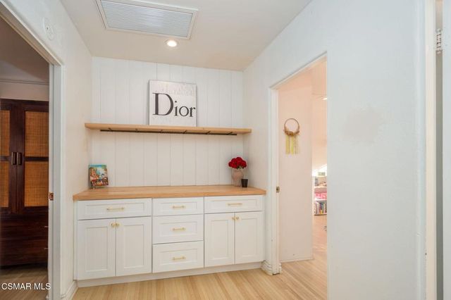 975 Loma Vista Place, Santa Paula, CA 93060