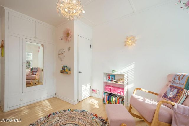 975 Loma Vista Place, Santa Paula, CA 93060