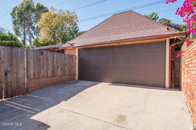 975 Loma Vista Place, Santa Paula, CA 93060