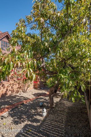 975 Loma Vista Place, Santa Paula, CA 93060