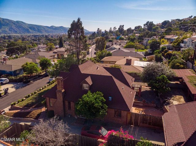 975 Loma Vista Place, Santa Paula, CA 93060