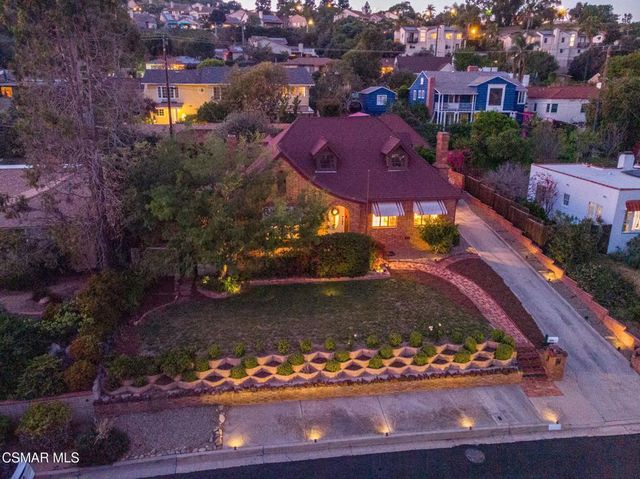 975 Loma Vista Place, Santa Paula, CA 93060