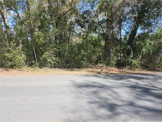 2559 W Fairway Loop, Citrus Springs, FL 34434