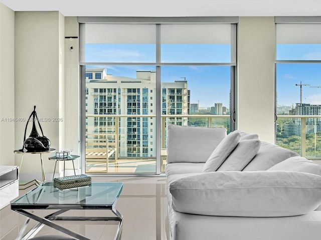 17301 Biscayne Blvd 2301, North Miami Beach, FL 33160