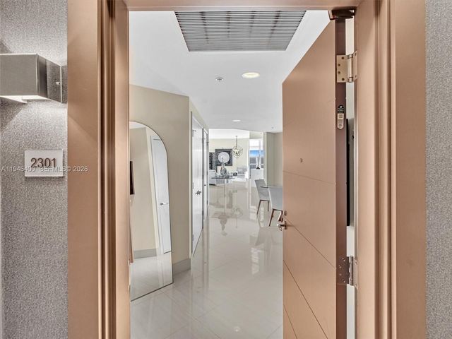 17301 Biscayne Blvd 2301, North Miami Beach, FL 33160