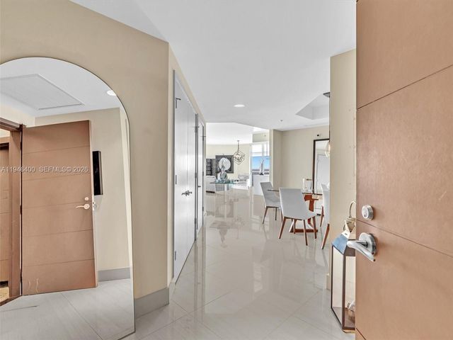 17301 Biscayne Blvd 2301, North Miami Beach, FL 33160