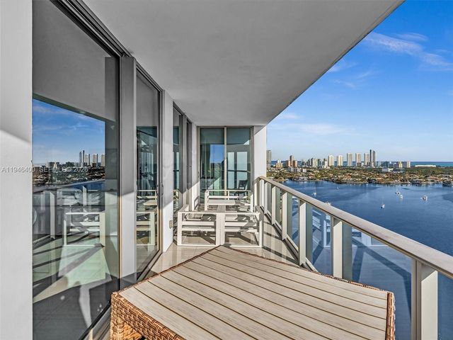 17301 Biscayne Blvd 2301, North Miami Beach, FL 33160