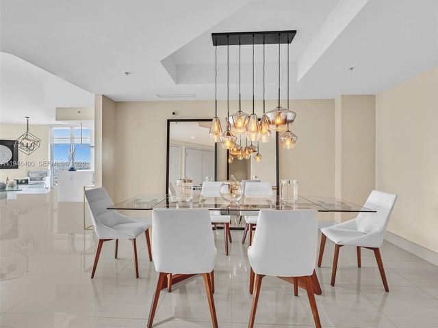 17301 Biscayne Blvd 2301, North Miami Beach, FL 33160