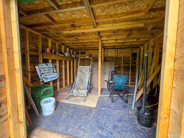 4889 E Maple Ridge 37th Road, Rock, MI 49880