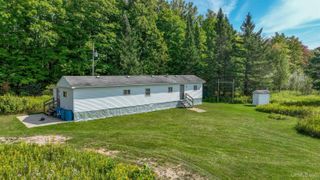 4889 E Maple Ridge 37th Road, Rock, MI 49880