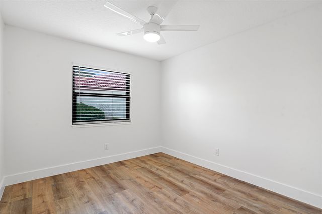 1715 Sea Fair Dr, St Augustine, FL 32080