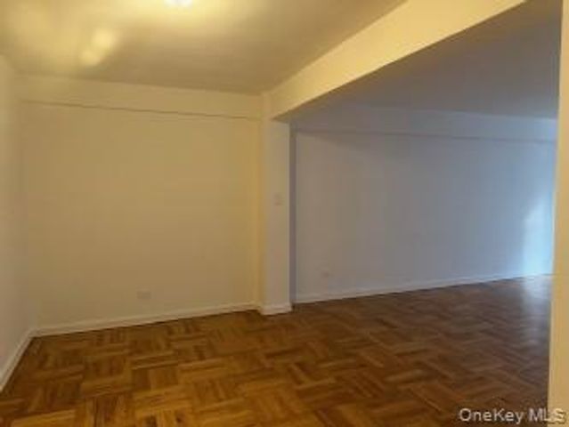 62-59 108 Street 2F, Forest Hills, NY 11375