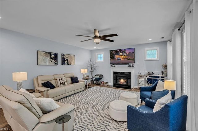 121 Alexandria WAY, Carrollton, VA 23314