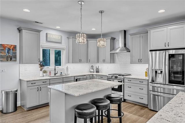 121 Alexandria WAY, Carrollton, VA 23314