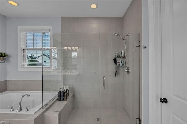 121 Alexandria WAY, Carrollton, VA 23314