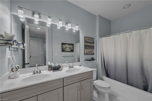 121 Alexandria WAY, Carrollton, VA 23314