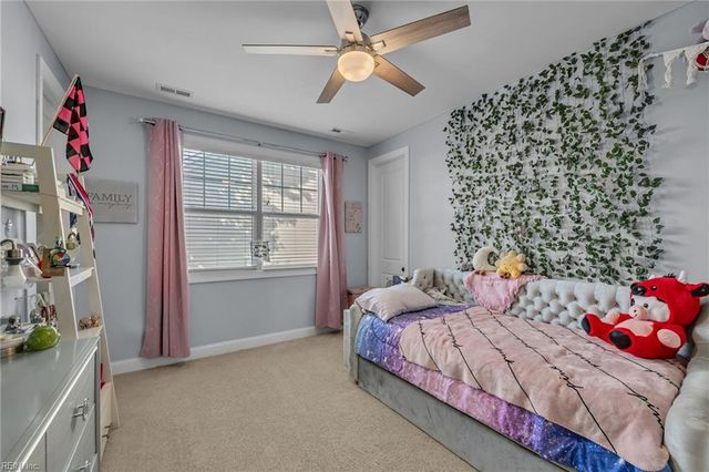 121 Alexandria WAY, Carrollton, VA 23314