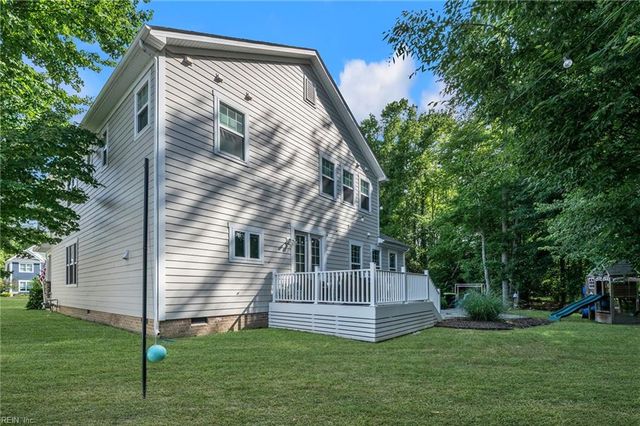 121 Alexandria WAY, Carrollton, VA 23314