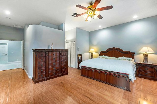 3852 Oak Ridge Circle, Weston, FL 33331