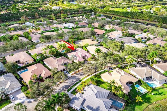 3852 Oak Ridge Circle, Weston, FL 33331