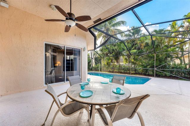 3852 Oak Ridge Circle, Weston, FL 33331