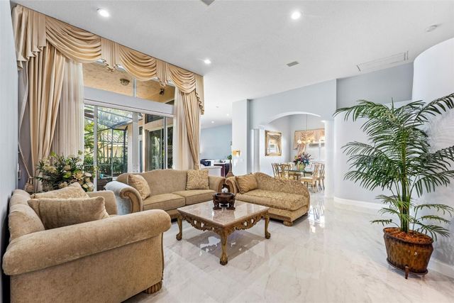 3852 Oak Ridge Circle, Weston, FL 33331