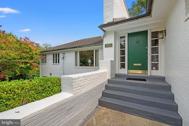 9219 LEVELLE DR, Chevy Chase, MD 20815
