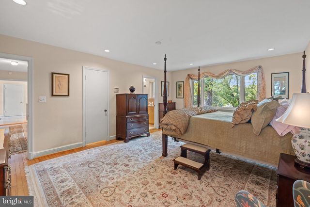 9219 LEVELLE DR, Chevy Chase, MD 20815