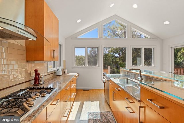 9219 LEVELLE DR, Chevy Chase, MD 20815