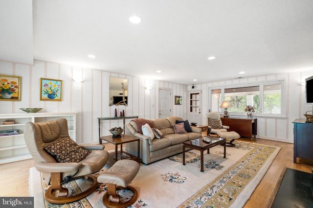 9219 LEVELLE DR, Chevy Chase, MD 20815