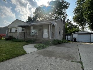 28327 Edward Avenue, Madison Heights, MI 48071