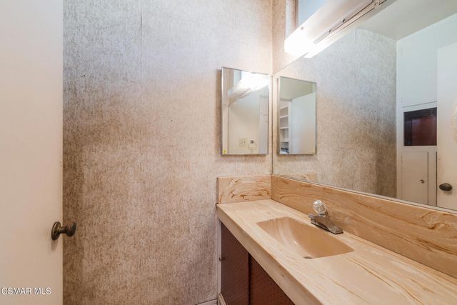 9299 Dorrington Place, Arleta, CA 91331