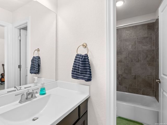 28603 Bull Ring, Boerne, TX 78015