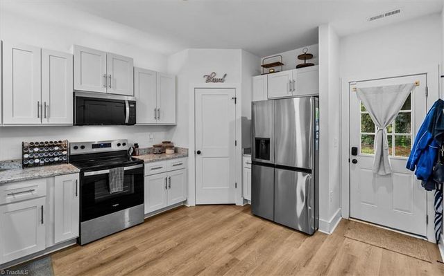 2239 Sunshine Avenue, Winston-salem, NC 27107