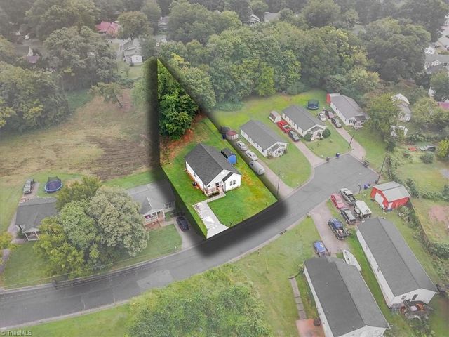 2239 Sunshine Avenue, Winston-salem, NC 27107
