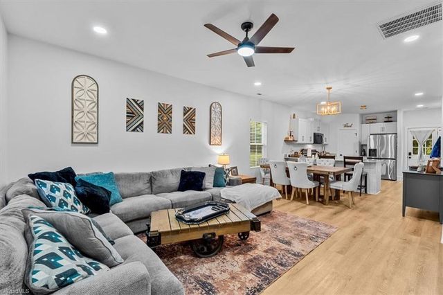 2239 Sunshine Avenue, Winston-salem, NC 27107