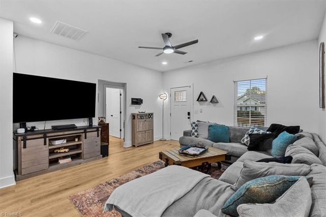 2239 Sunshine Avenue, Winston-salem, NC 27107