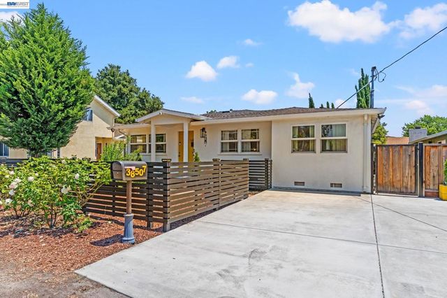 38507 Overacker Ave, Fremont, CA 94536