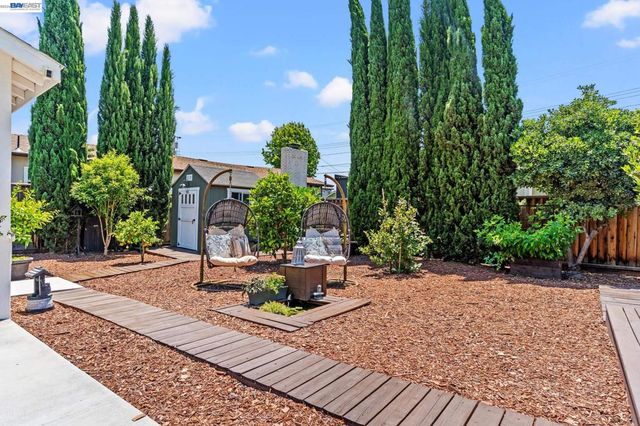 38507 Overacker Ave, Fremont, CA 94536