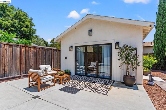38507 Overacker Ave, Fremont, CA 94536