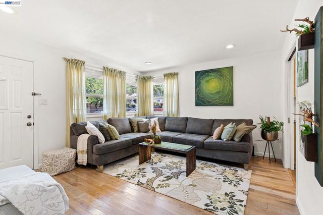 38507 Overacker Ave, Fremont, CA 94536