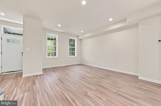 4706 9TH ST NW, Washington, DC 20011