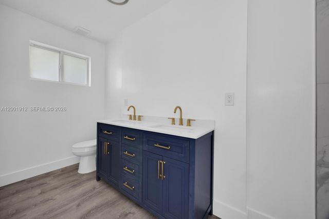 2956 NW 44 ST, Miami, FL 33142