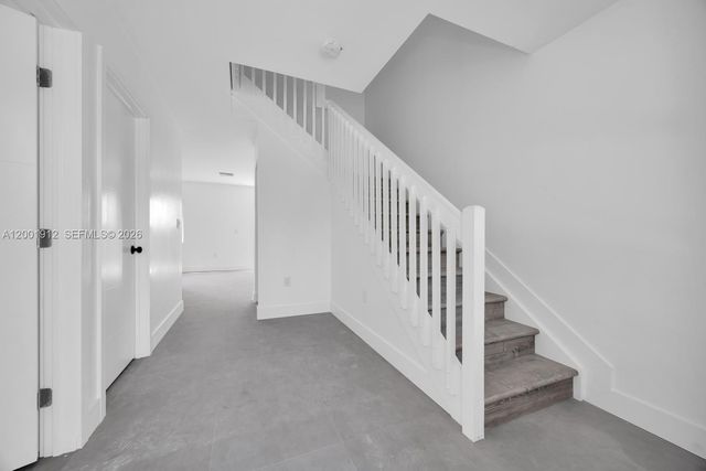 2956 NW 44 ST, Miami, FL 33142