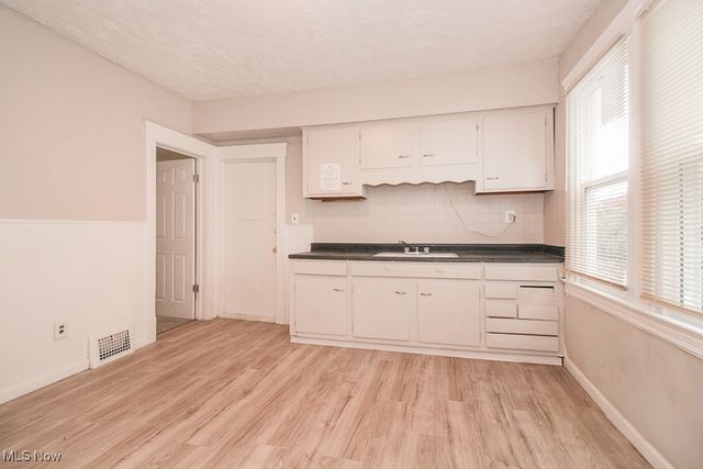 4101 E 64th Street, Cleveland, OH 44105