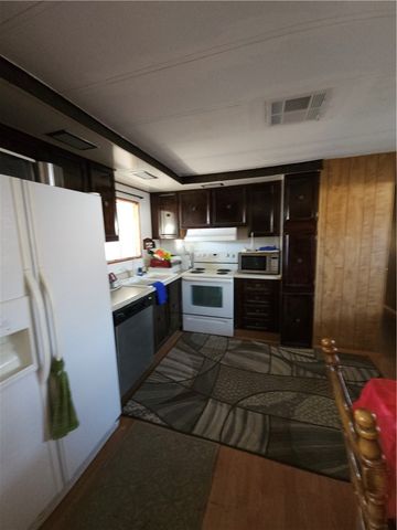 962 Surf Spray Drive, Bullhead City, AZ 86442