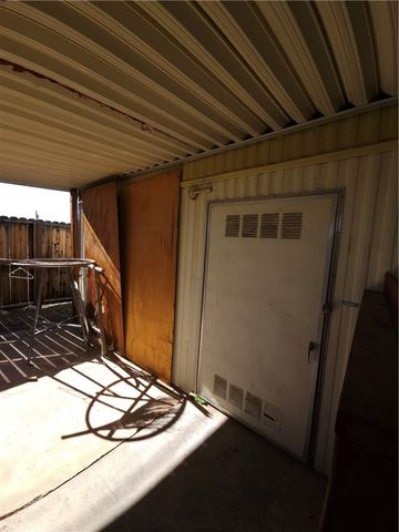 962 Surf Spray Drive, Bullhead City, AZ 86442