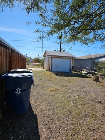 962 Surf Spray Drive, Bullhead City, AZ 86442