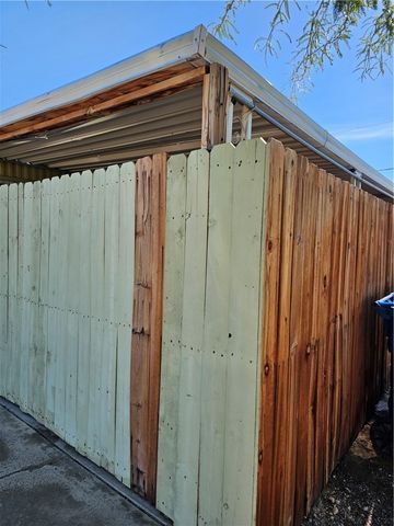 962 Surf Spray Drive, Bullhead City, AZ 86442